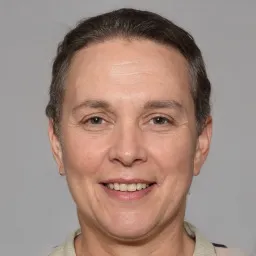 Maria Santos's avatar